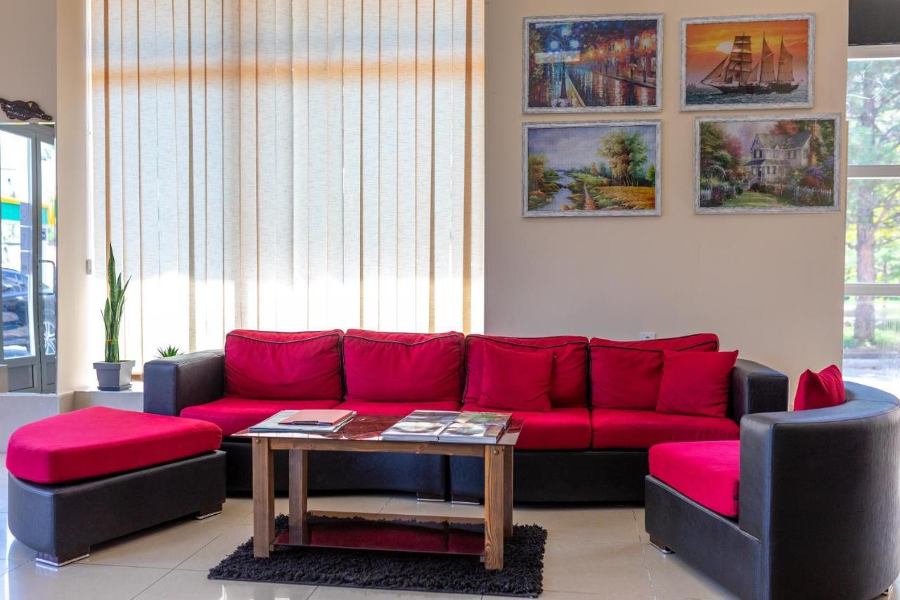 קוטאיסי Hotel Phasis מראה חיצוני תמונה