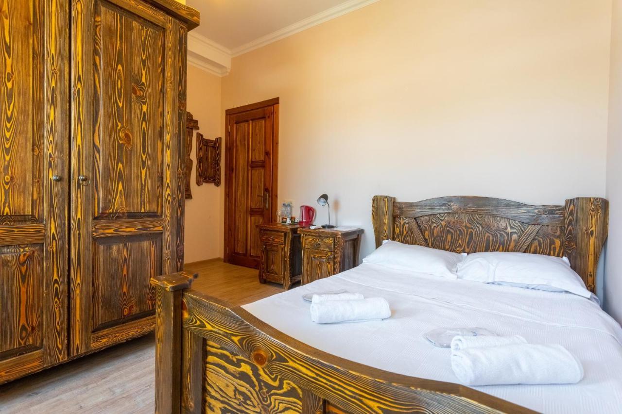 קוטאיסי Hotel Phasis מראה חיצוני תמונה