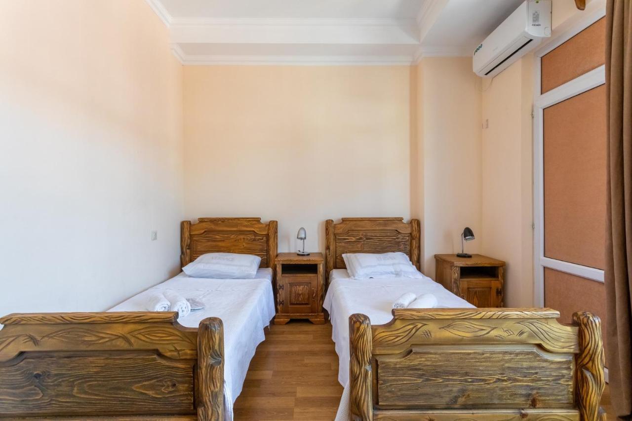 קוטאיסי Hotel Phasis מראה חיצוני תמונה