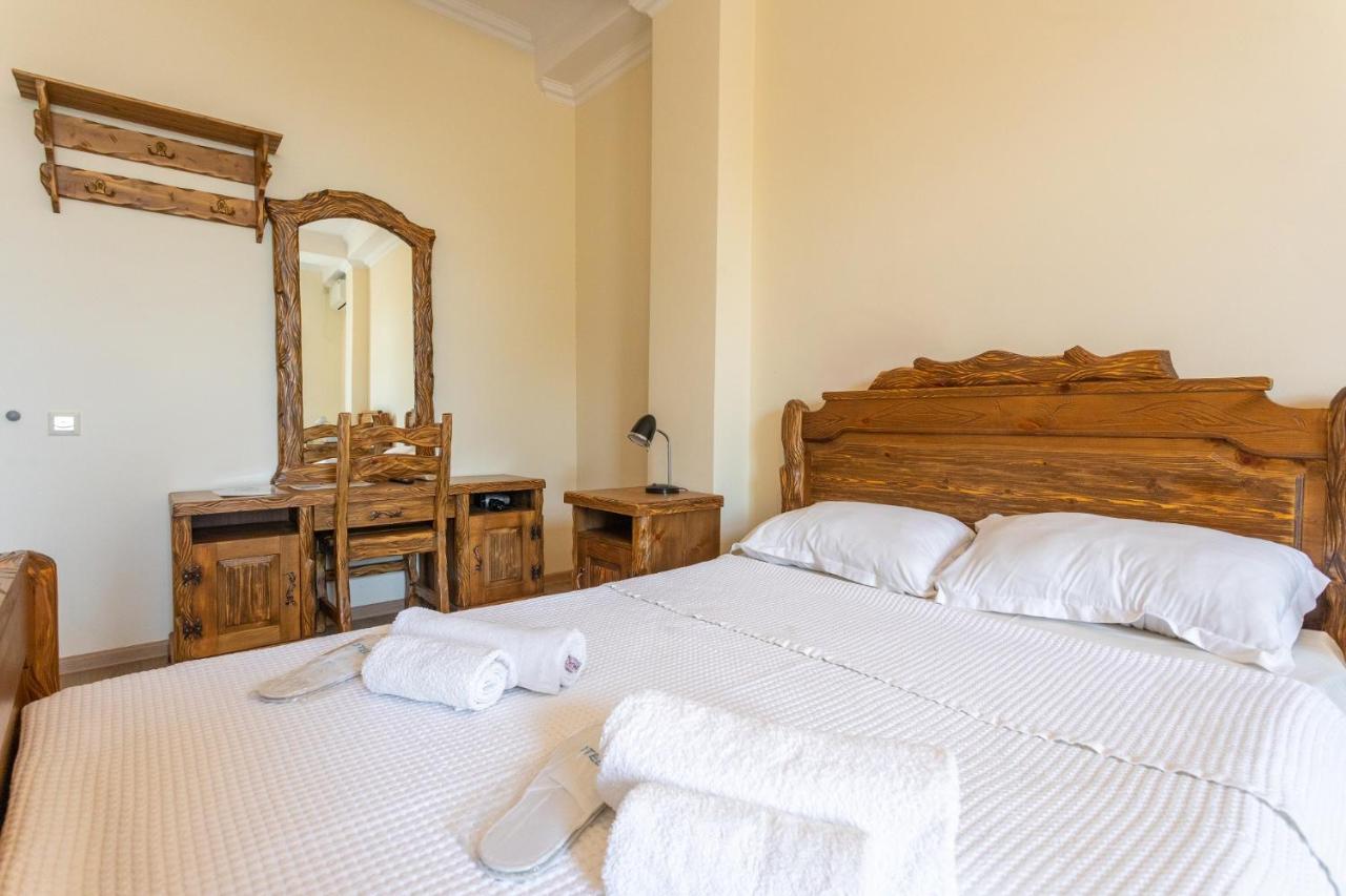 קוטאיסי Hotel Phasis מראה חיצוני תמונה