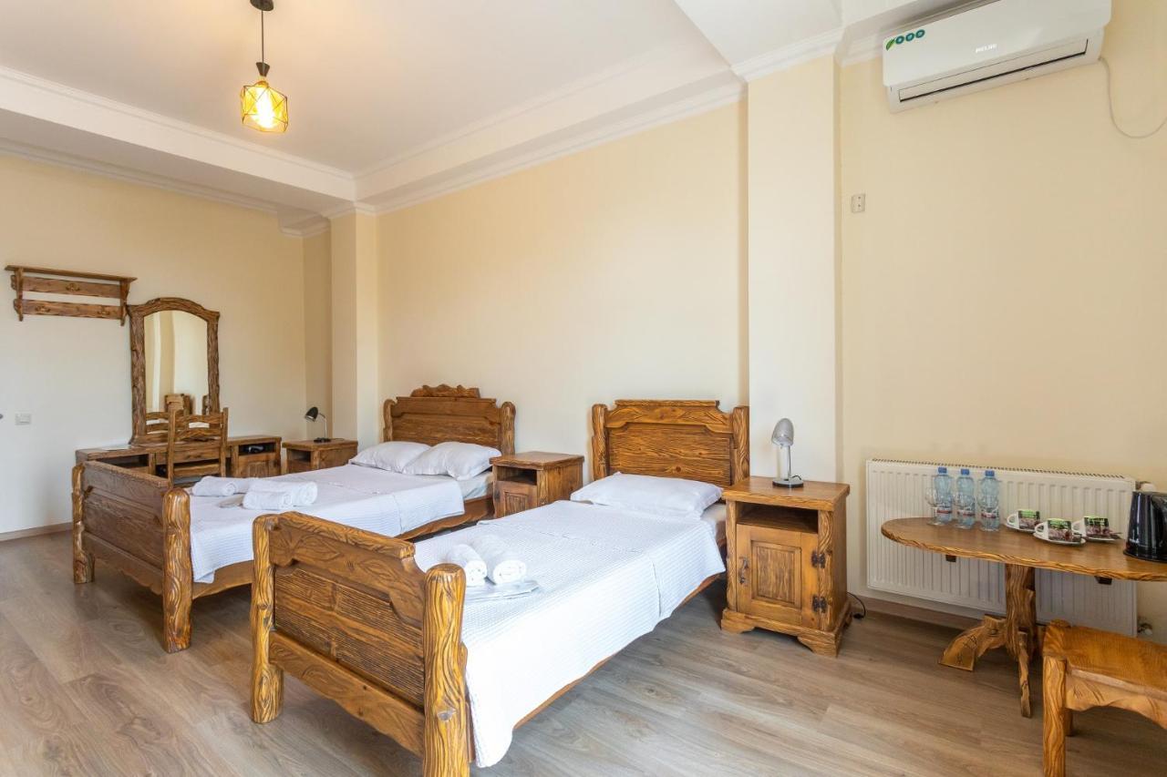 קוטאיסי Hotel Phasis מראה חיצוני תמונה