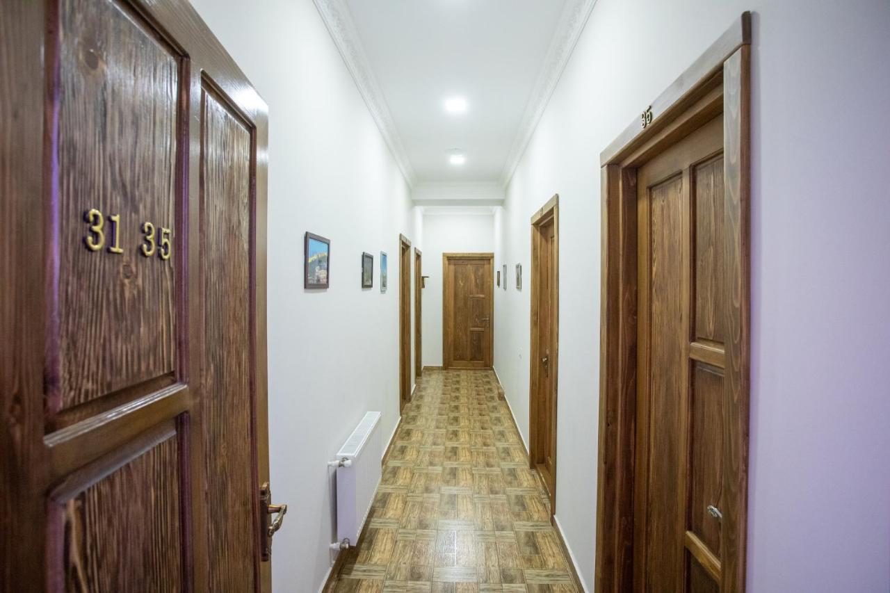 קוטאיסי Hotel Phasis מראה חיצוני תמונה