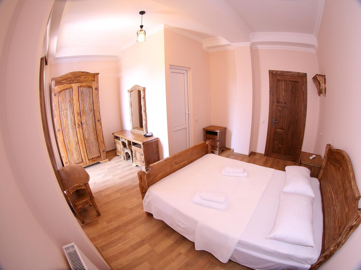 קוטאיסי Hotel Phasis מראה חיצוני תמונה