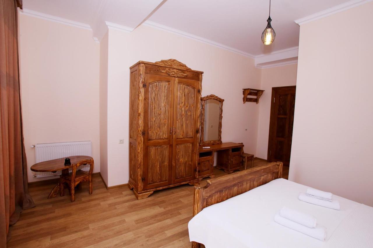 קוטאיסי Hotel Phasis מראה חיצוני תמונה